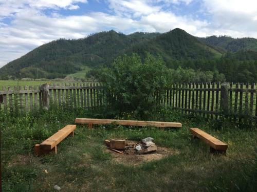 Hostal Guest House Altai Yard ???????? ??? ????????? ??????
