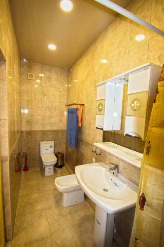 Hostal Guest House "avdolia"