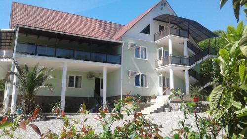 Hostal Guest House Karden