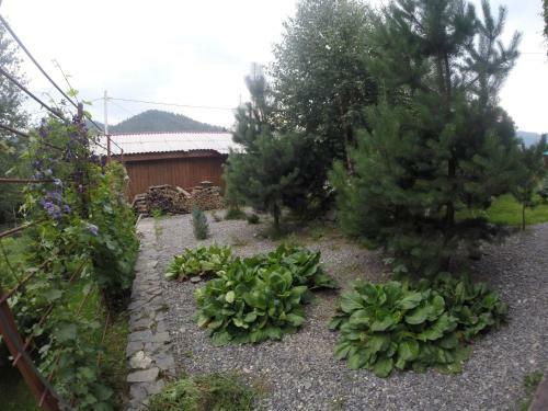 Hostal Lake House