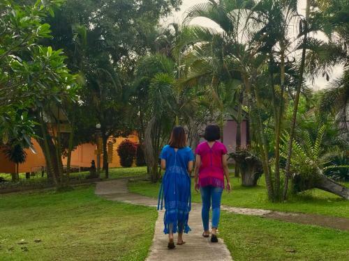 Hotel Umphangburi Resort