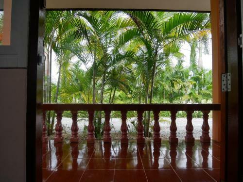 Hotel Baan Suan Palm Resort