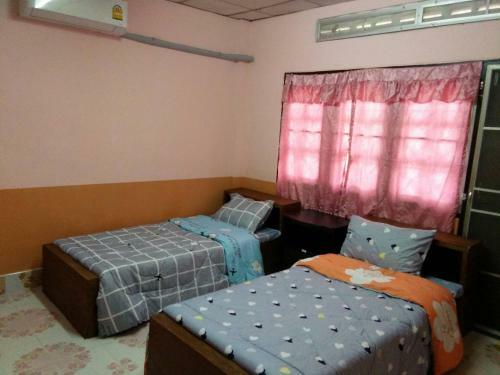 Hostal Pink Guest House