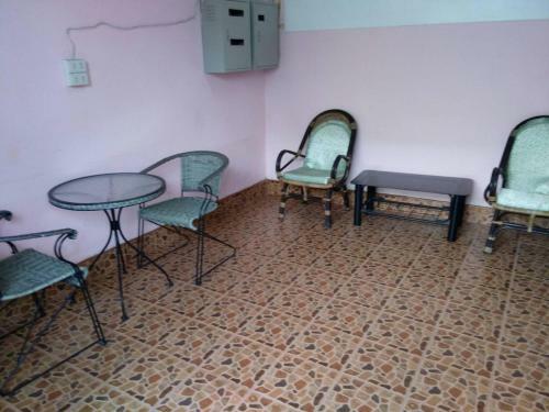 Hostal Pink Guest House