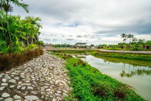 Hotel Prew Lom Chom Nam