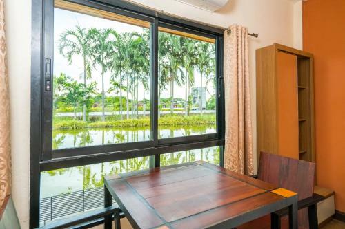 Hotel Prew Lom Chom Nam