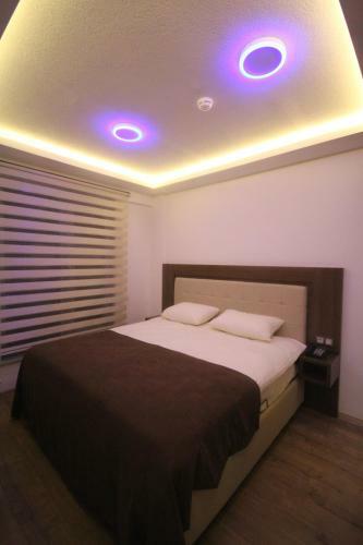 Apartamento Zara Palas Otel