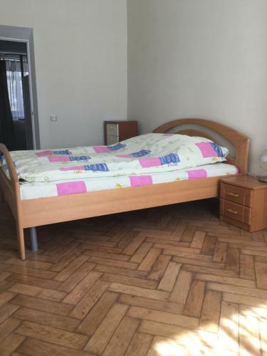 Apartamento Tikhiy Center