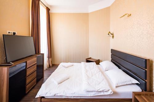 Apartment On Doroshenka Street 1