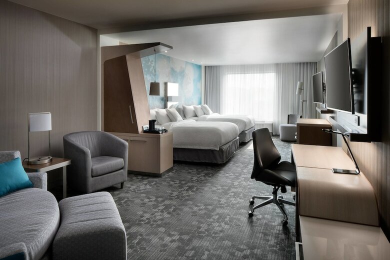 Hotel Courtyard By Marriott Pullman