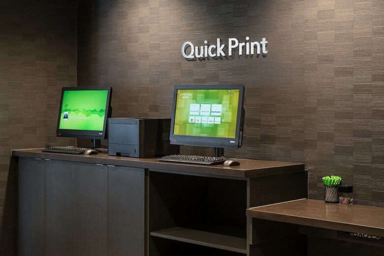 Hotel Courtyard By Marriott Pullman