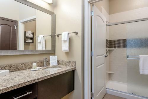 Hotel Staybridge Suites Eau Claire - Altoona