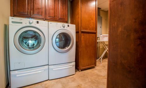 Ozarks Outdoor Legacy Home
