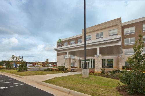 Hotel Holiday Inn Express And Suites South Hill