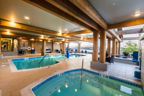 Hotel The Lodge At Columbia Point