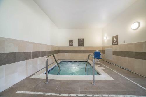 Hotel Comfort Suites Billings