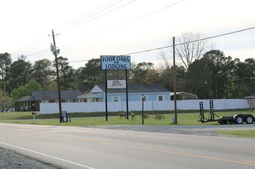 Hotel Four Oaks Lodging
