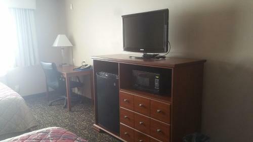 Hotel Canby Inn And Suites
