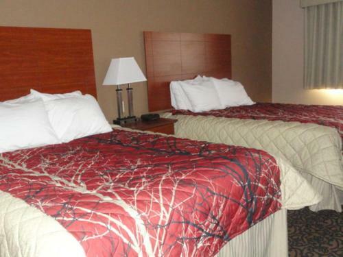 Hotel Canby Inn And Suites