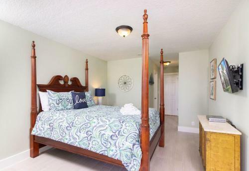 Windswept Sands, 4 Bedroom, Sleeps 11, Ocean Front, Pool