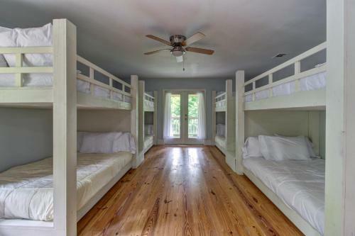 Laurel Lodge At Mountain Cove