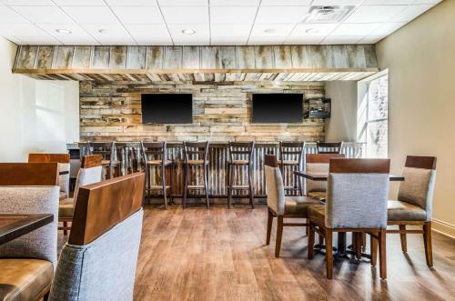 Hotel Mainstay Suites Hackberry Sportsman's Lodge
