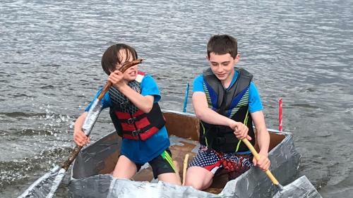 Lake Louise Lodge, Alaska