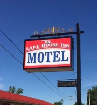 Motel The Lake House Inn