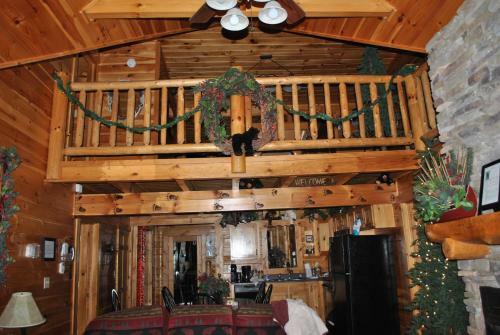 Far Horizon Cabin