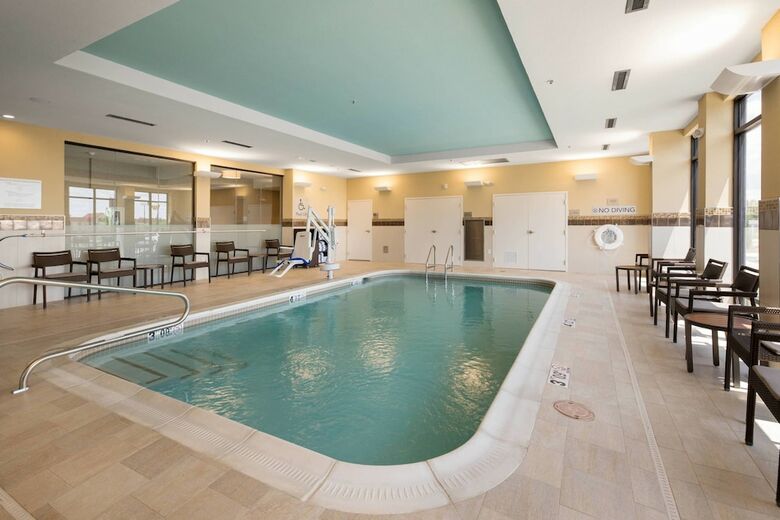 Hotel Courtyard By Marriott Russellville
