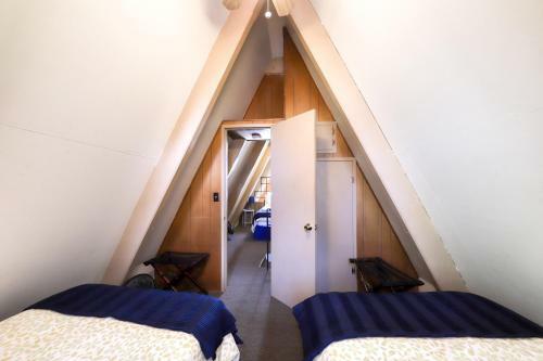 Cozy Bear Chalet