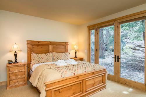 Mountain Lodge Holiday Home 163