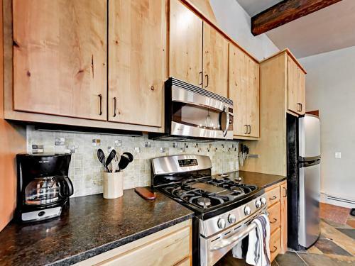 Apartamento 35 Upper Woodbridge Rd Condo Unit 19ef