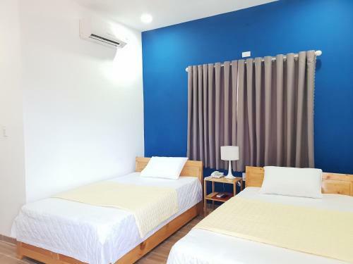Ph� T�i Center Hotel