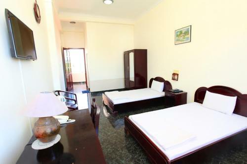 Hotel Kh�ch S?n Ninh Thu?n
