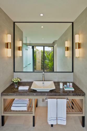 Hotel Melia Ho Tram Beach Resort