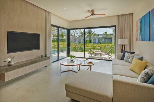 Hotel Melia Ho Tram Beach Resort