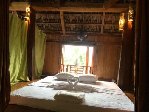 Lodge Mai Chau Palm House
