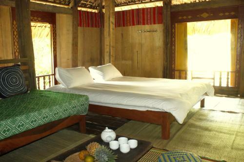 Lodge Mai Chau Palm House