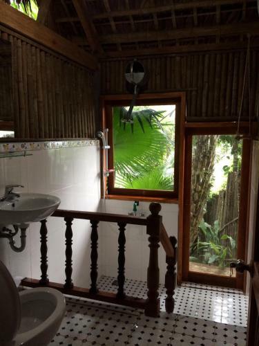 Lodge Mai Chau Palm House