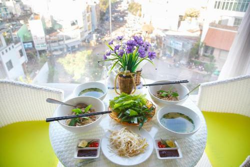 Tre Xanh Hotel
