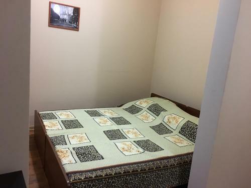 Hostal Guest House On Shakirbay 11