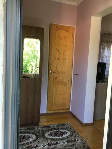 Hostal Guest House On Shakirbay 11