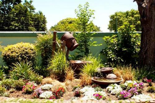 Hostal Buble Ball Guest House