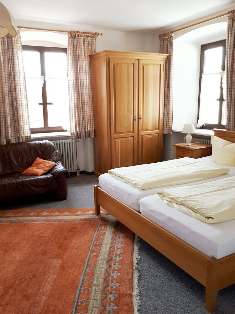 Hostal Gasthof Zum Rassen