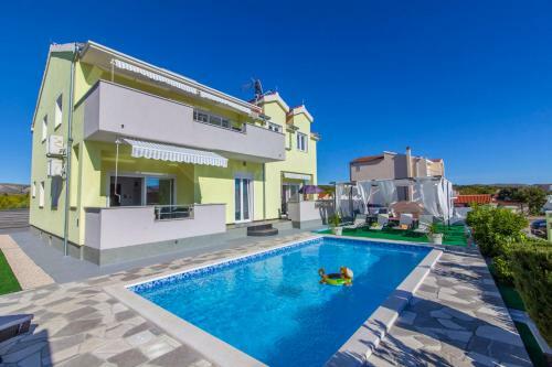 Holiday Home Villa Anny