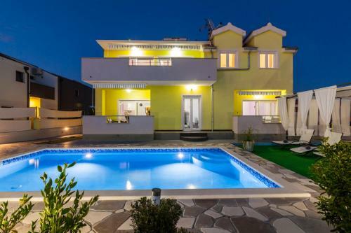 Holiday Home Villa Anny
