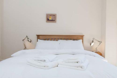 Apartamento 2 Bedroom Flat Sleeps 4 By The Shore