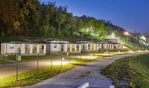 Kamp Terme Jezer?ica