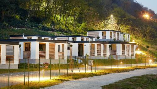 Kamp Terme Jezer?ica